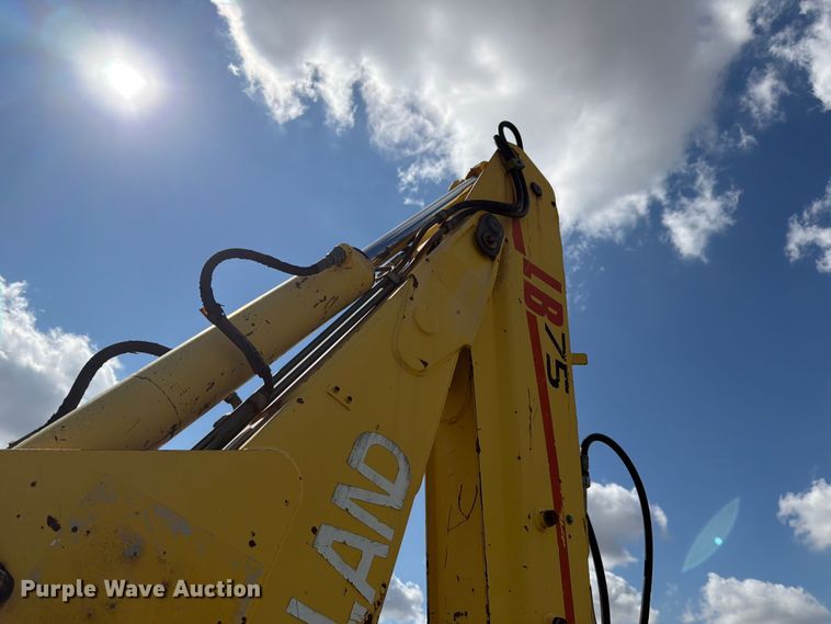 image for item FK3781 2002 New Holland LB75 backhoe