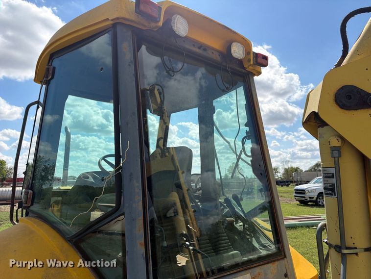 image for item FK3781 2002 New Holland LB75 backhoe