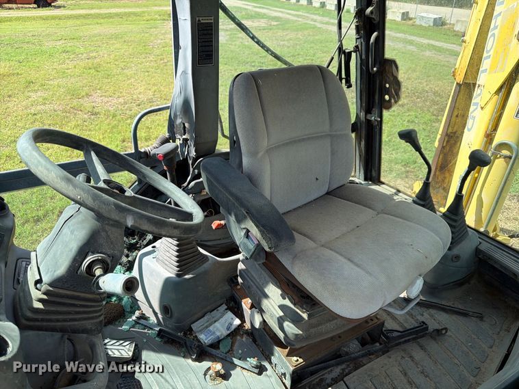 image for item FK3781 2002 New Holland LB75 backhoe