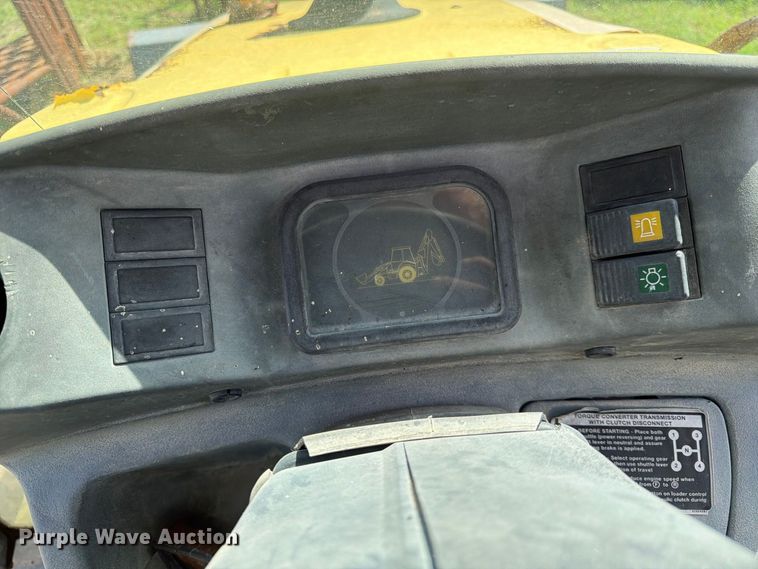 image for item FK3781 2002 New Holland LB75 backhoe