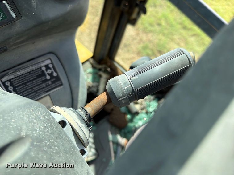 image for item FK3781 2002 New Holland LB75 backhoe