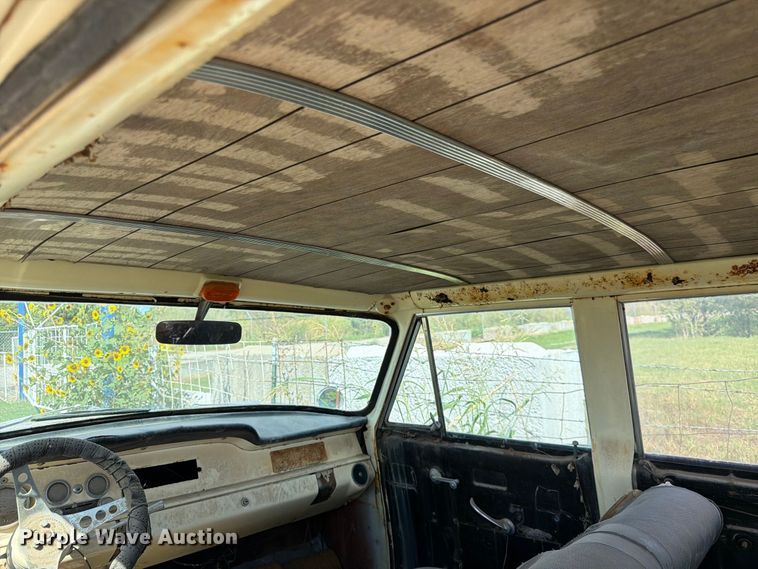 image for item FK3782 1965 Checker limousine