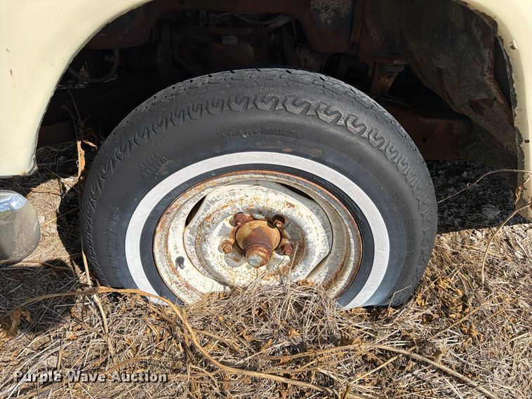 image for item FK3782 1965 Checker limousine