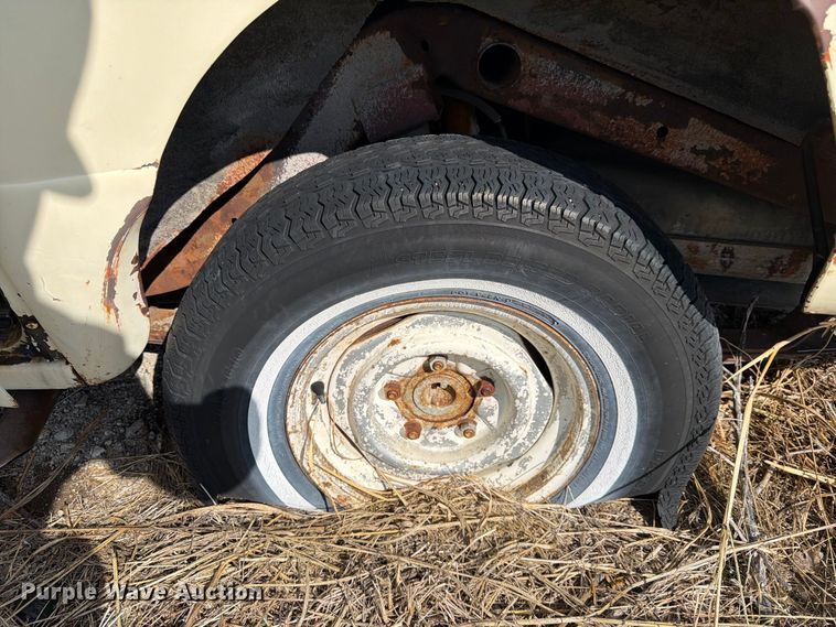image for item FK3782 1965 Checker limousine