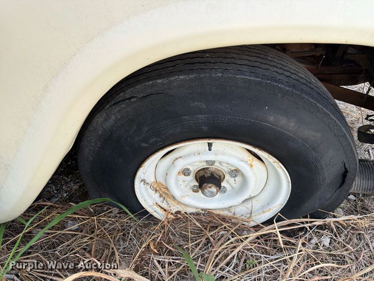 image for item FK3782 1965 Checker limousine