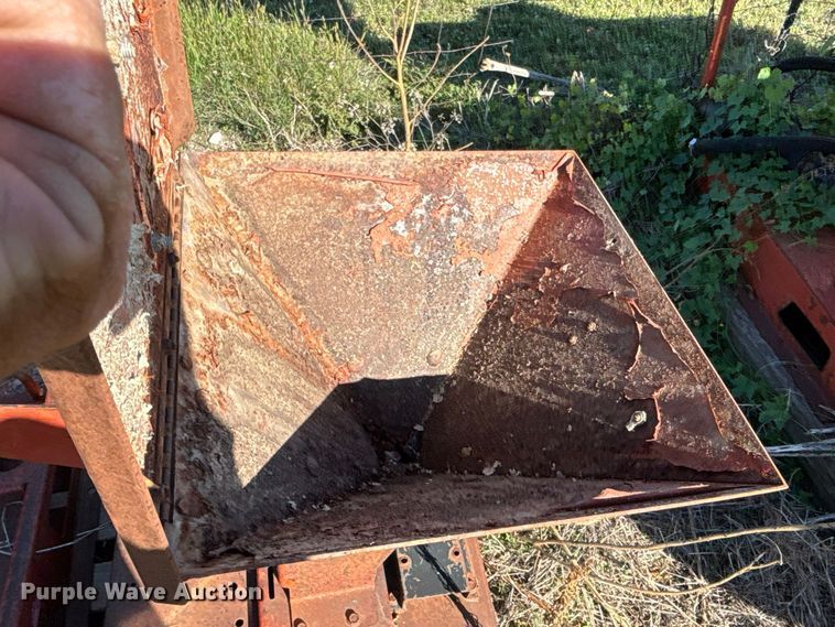 image for item FK3784 Ditch Witch mud mixers