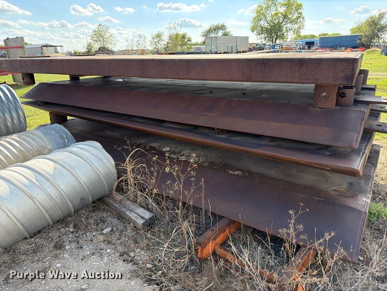 image for item FK3787 (2) sets of trench boxes