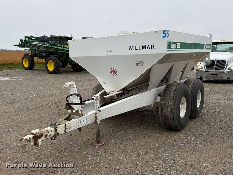 image for item DT3068 Willmar Super 600 spreader