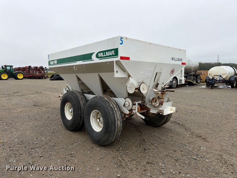 image for item DT3068 Willmar Super 600 spreader