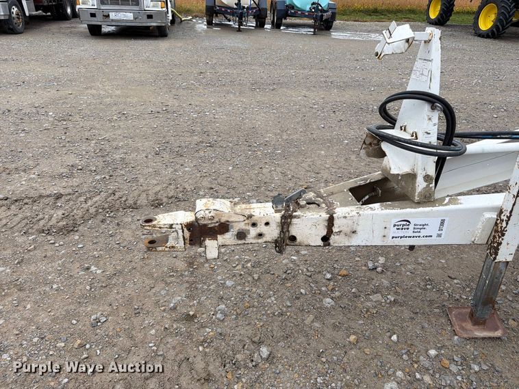 image for item DT3068 Willmar Super 600 spreader
