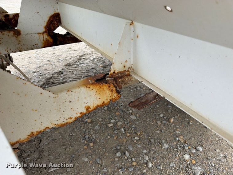 image for item DT3068 Willmar Super 600 spreader