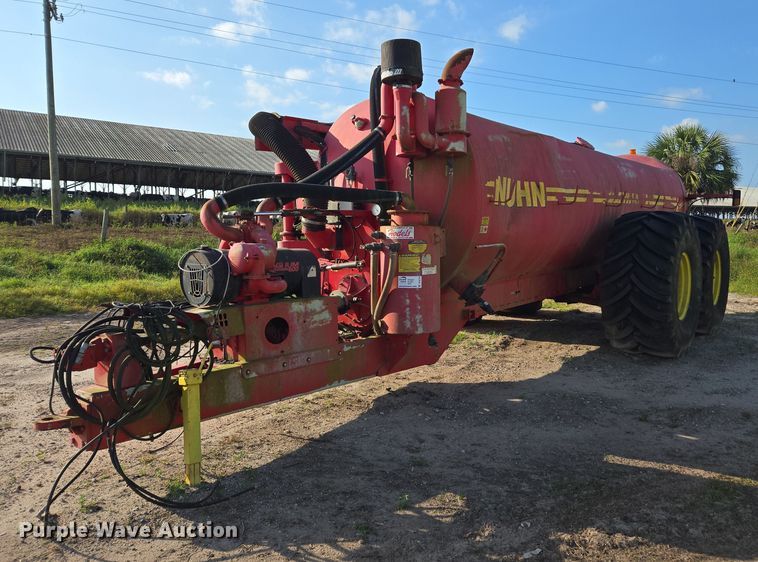 image for item DT4714 Nuhn Magnum 7500 liquid manure applicator