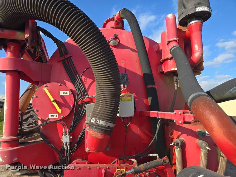 image for item DT4714 Nuhn Magnum 7500 liquid manure applicator
