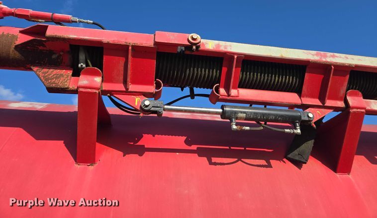 image for item DT4714 Nuhn Magnum 7500 liquid manure applicator