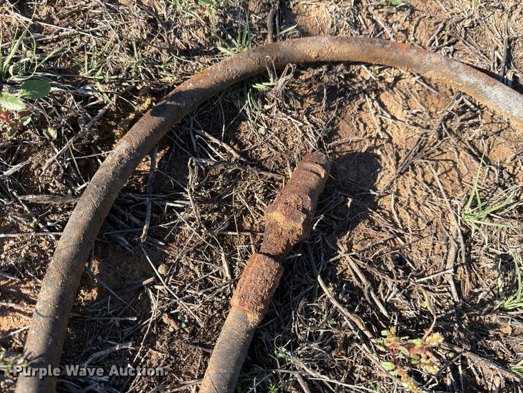 image for item DV8726 John Deere 704 hay rake