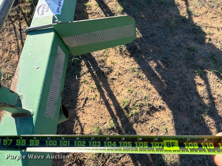 image for item DV8726 John Deere 704 hay rake