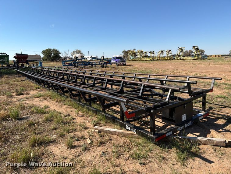 image for item DV8739 DE-AX HT44D hay bale platform
