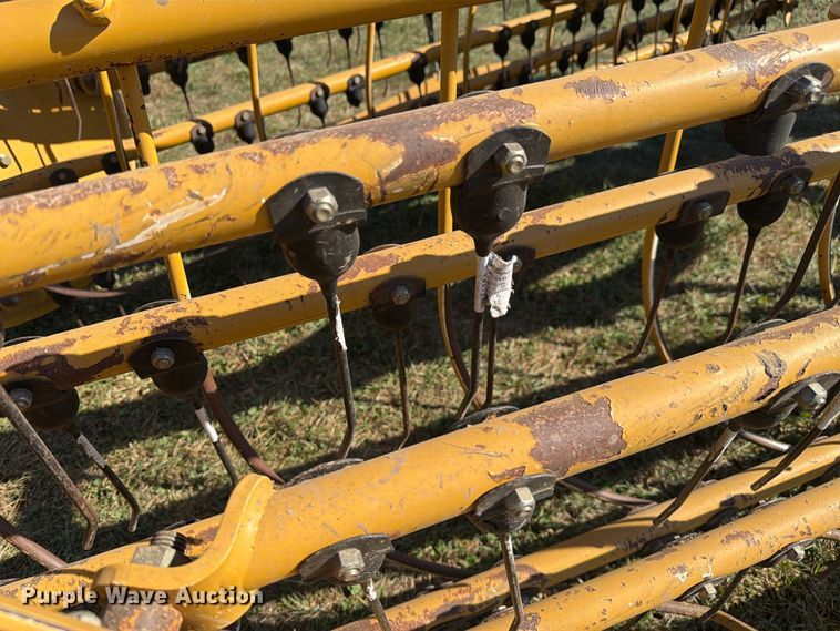 image for item DZ4941 2015 Vermeer R2300 hay rake