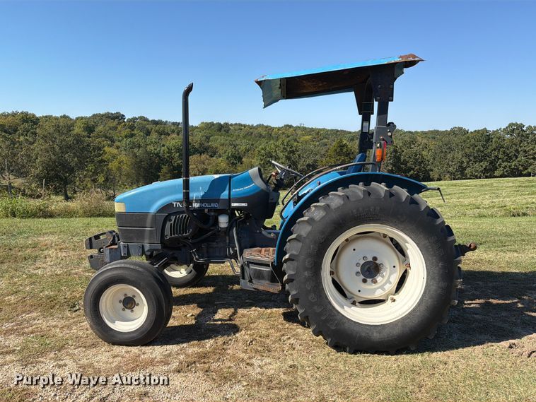 image for item DZ4942 2000 New Holland TN75 tractor