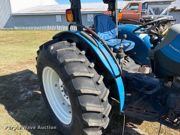 image for item DZ4942 2000 New Holland TN75 tractor