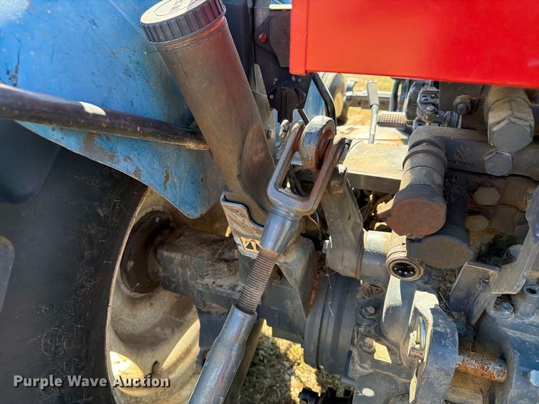 image for item DZ4942 2000 New Holland TN75 tractor