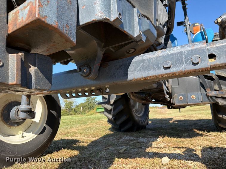 image for item DZ4942 2000 New Holland TN75 tractor