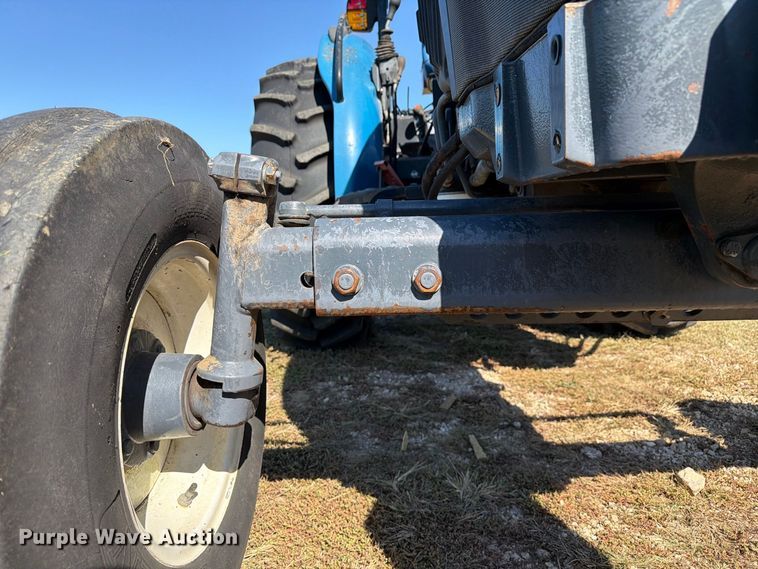 image for item DZ4942 2000 New Holland TN75 tractor