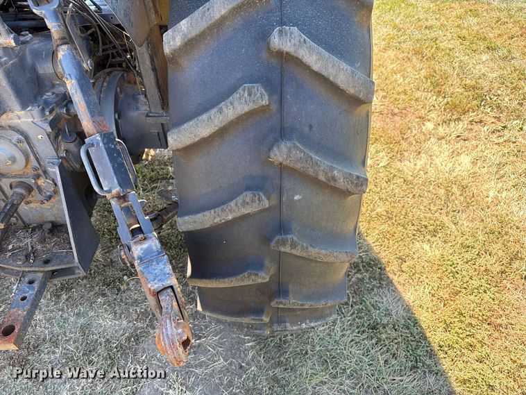 image for item DZ4942 2000 New Holland TN75 tractor