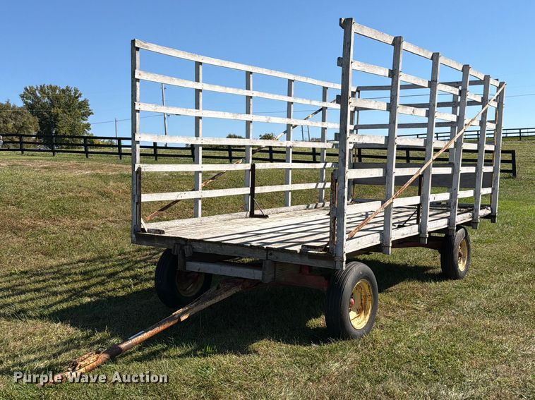 image for item DZ4943 Hay wagon
