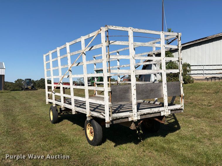 image for item DZ4943 Hay wagon