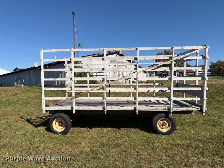 image for item DZ4943 Hay wagon