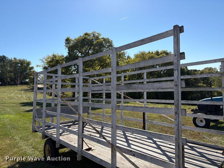 image for item DZ4943 Hay wagon
