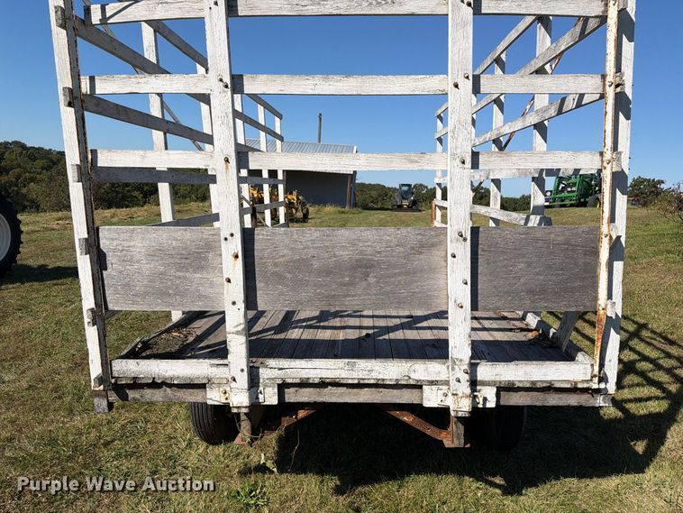 image for item DZ4943 Hay wagon
