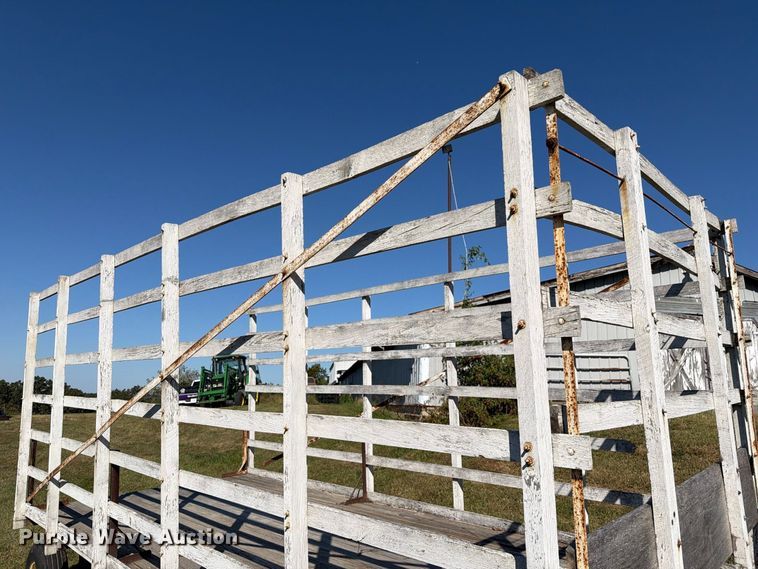 image for item DZ4943 Hay wagon