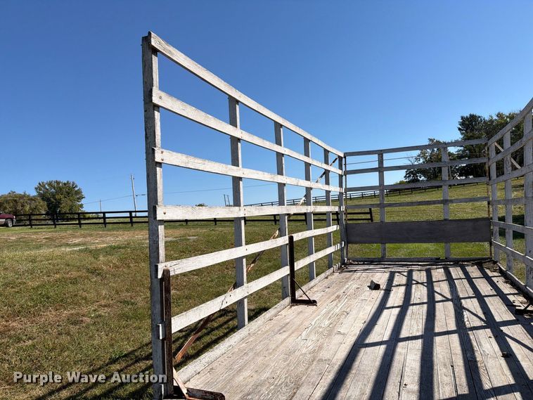 image for item DZ4943 Hay wagon