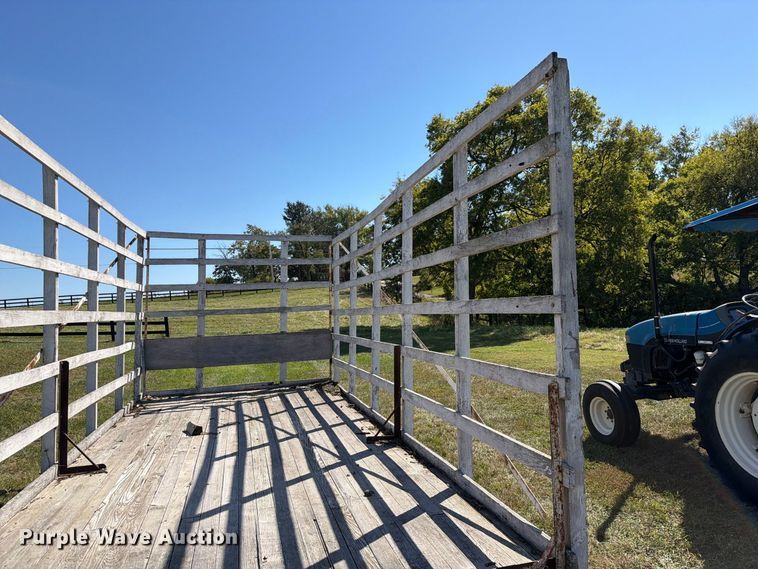 image for item DZ4943 Hay wagon