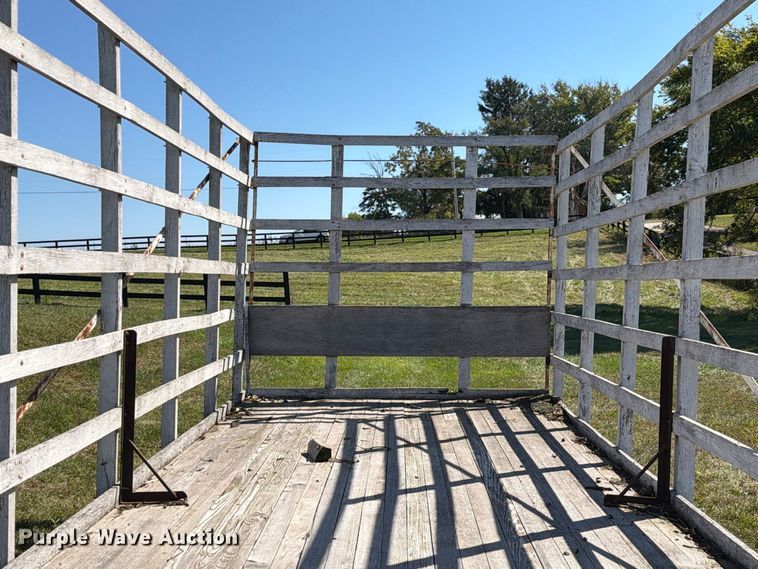 image for item DZ4943 Hay wagon