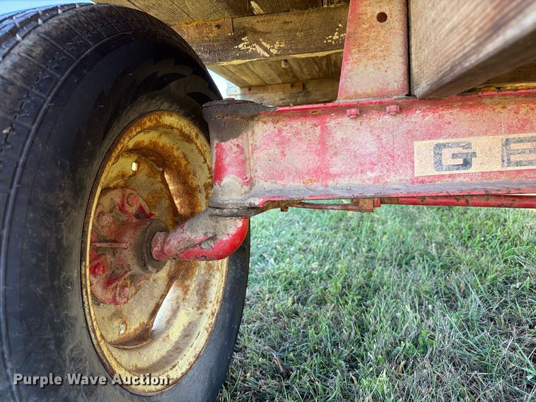 image for item DZ4943 Hay wagon