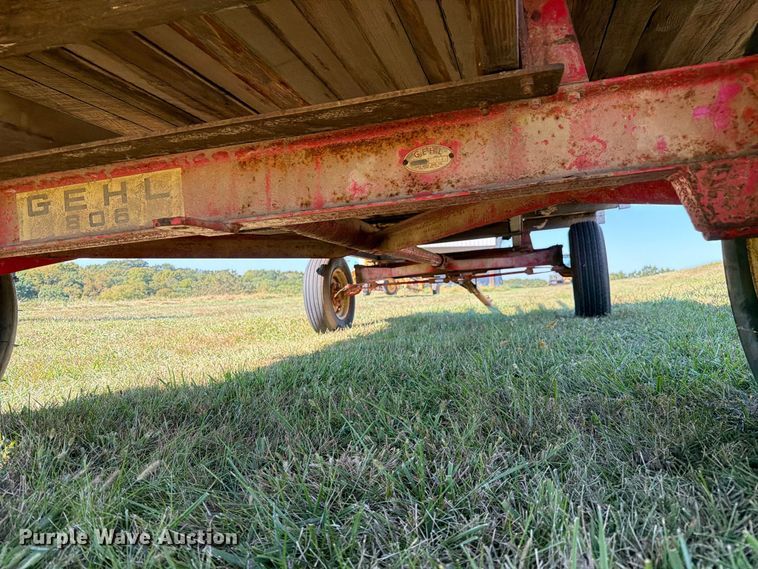image for item DZ4943 Hay wagon
