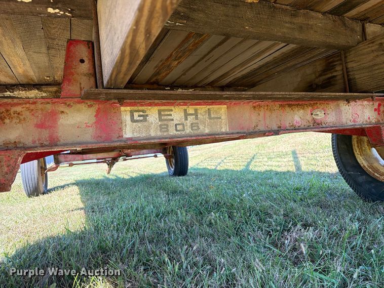 image for item DZ4943 Hay wagon