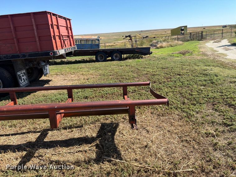 image for item EI7791 Hay bale trailer
