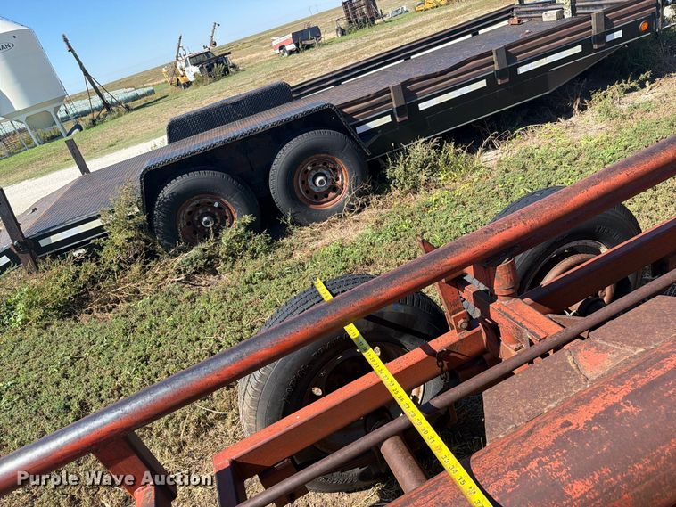 image for item EI7791 Hay bale trailer