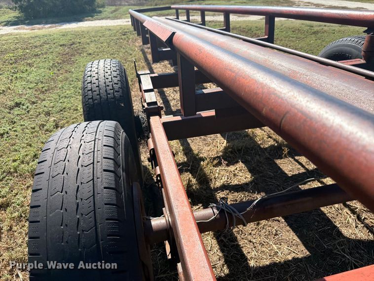 image for item EI7791 Hay bale trailer