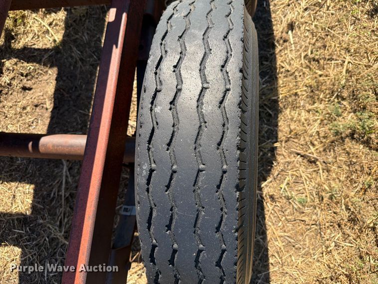image for item EI7791 Hay bale trailer