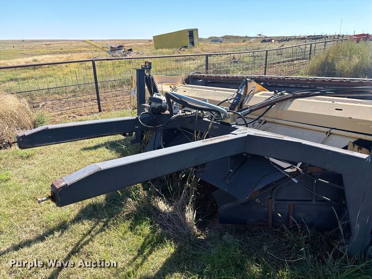 image for item EI7793 New Holland Haybine 2300 windrower