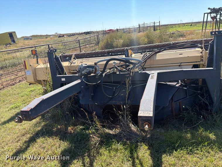 image for item EI7793 New Holland Haybine 2300 windrower
