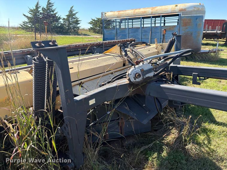 image for item EI7793 New Holland Haybine 2300 windrower