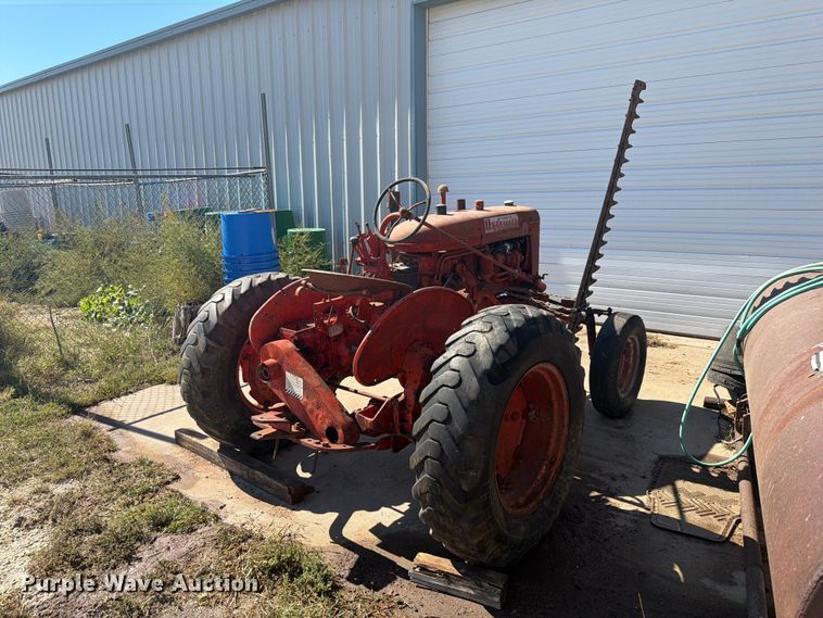 image for item EI7794 1952 Farmall Super A tractor