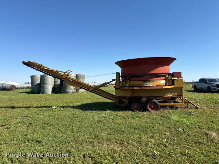 image for item EI7795 Haybuster H-1100 bale processor