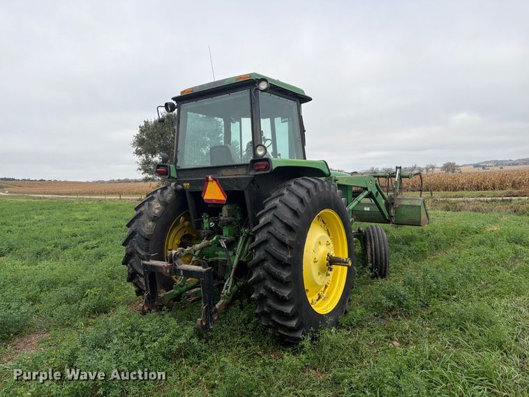 image for item EI7798 1985 John Deere 4450 tractor